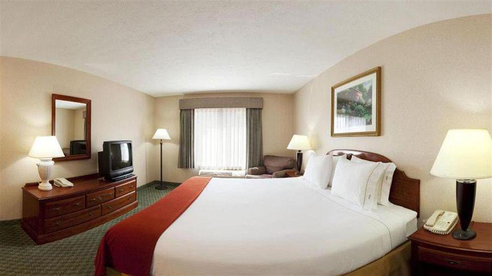 Keene Elm City Hotel, Ascend Hotel Collection Екстериор снимка
