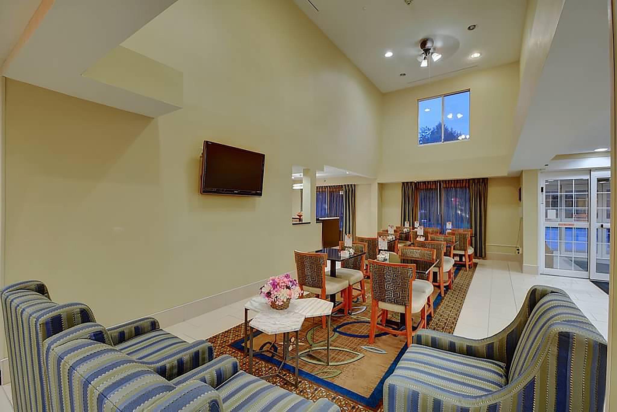 Keene Elm City Hotel, Ascend Hotel Collection Екстериор снимка