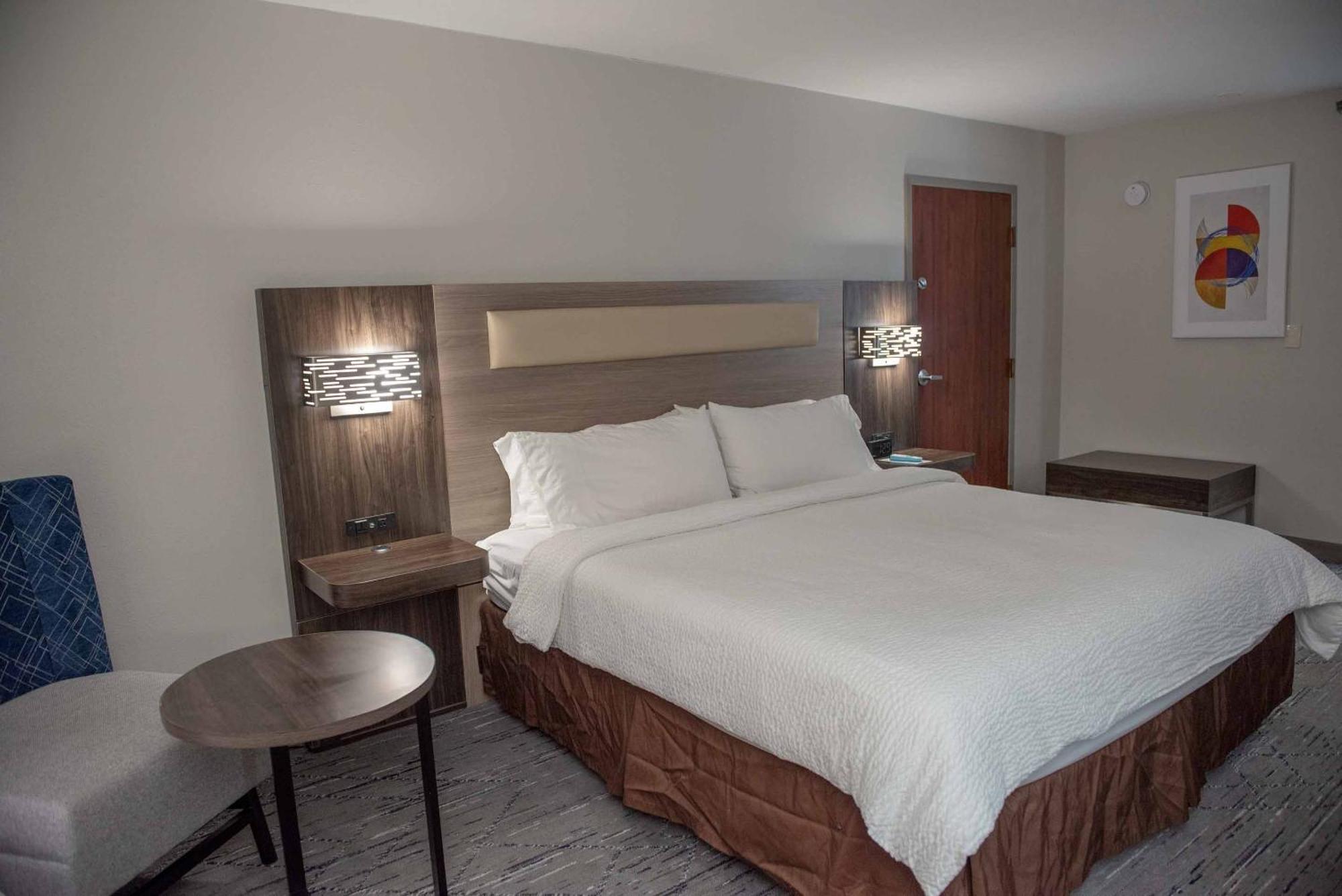 Keene Elm City Hotel, Ascend Hotel Collection Екстериор снимка