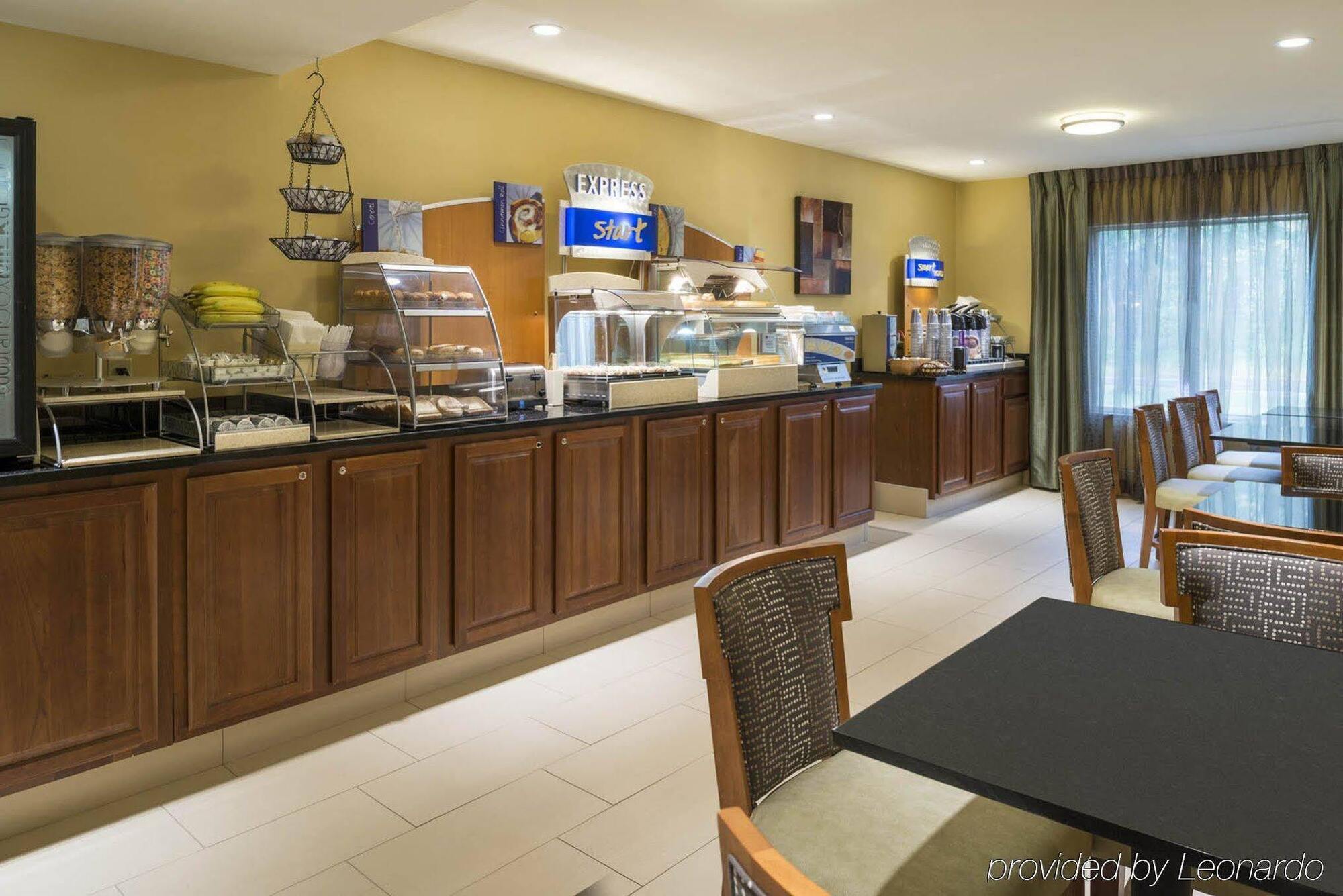 Keene Elm City Hotel, Ascend Hotel Collection Екстериор снимка